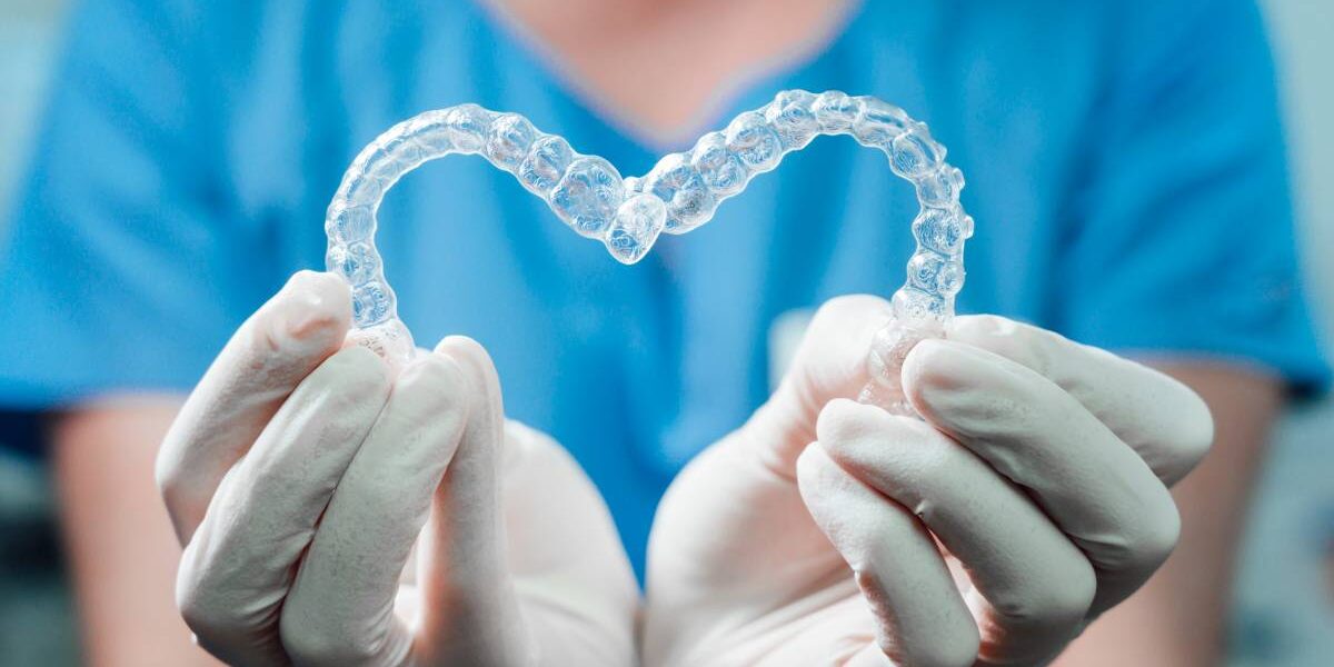 Come funziona Invisalign: l'apparecchio invisibile